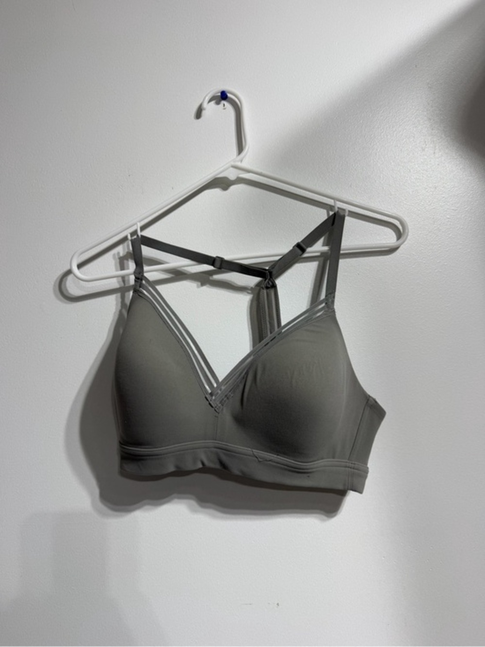 Athleta Strappy Racerback Sports Bra Gray Size Small Medium Support